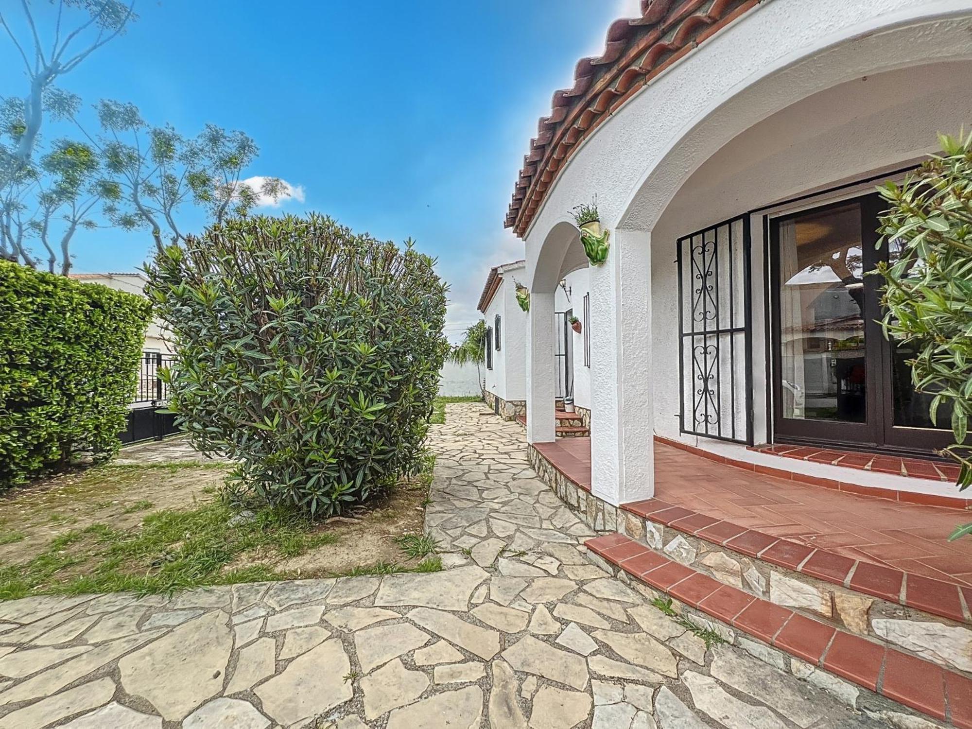 Requesens Villa Empuriabrava Buitenkant foto
